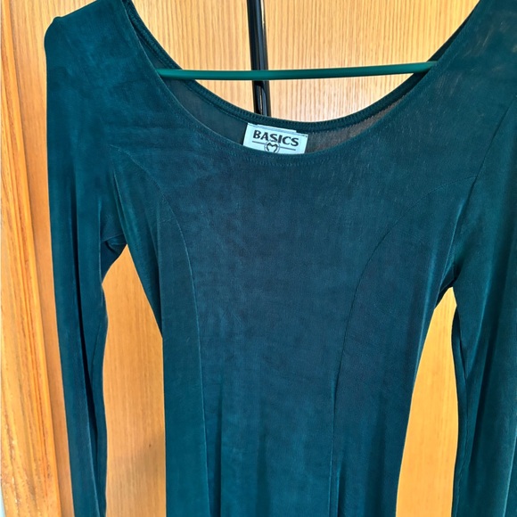 NEW Basics Dark Green Dress - medium - Picture 4 of 12